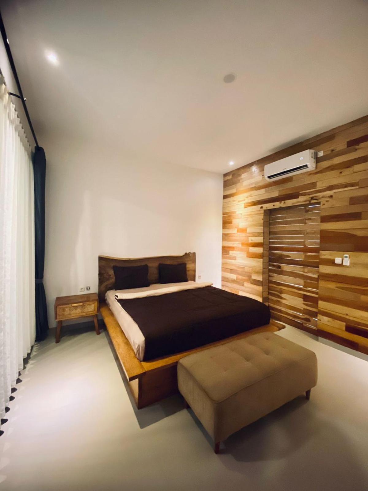 Zavana Rooms & Restaurant Tanjungkarang Esterno foto