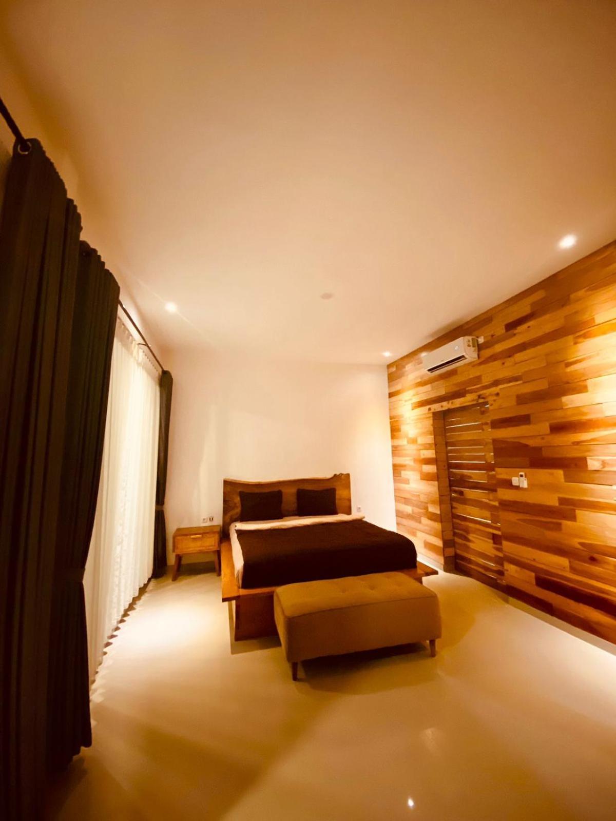 Zavana Rooms & Restaurant Tanjungkarang Esterno foto