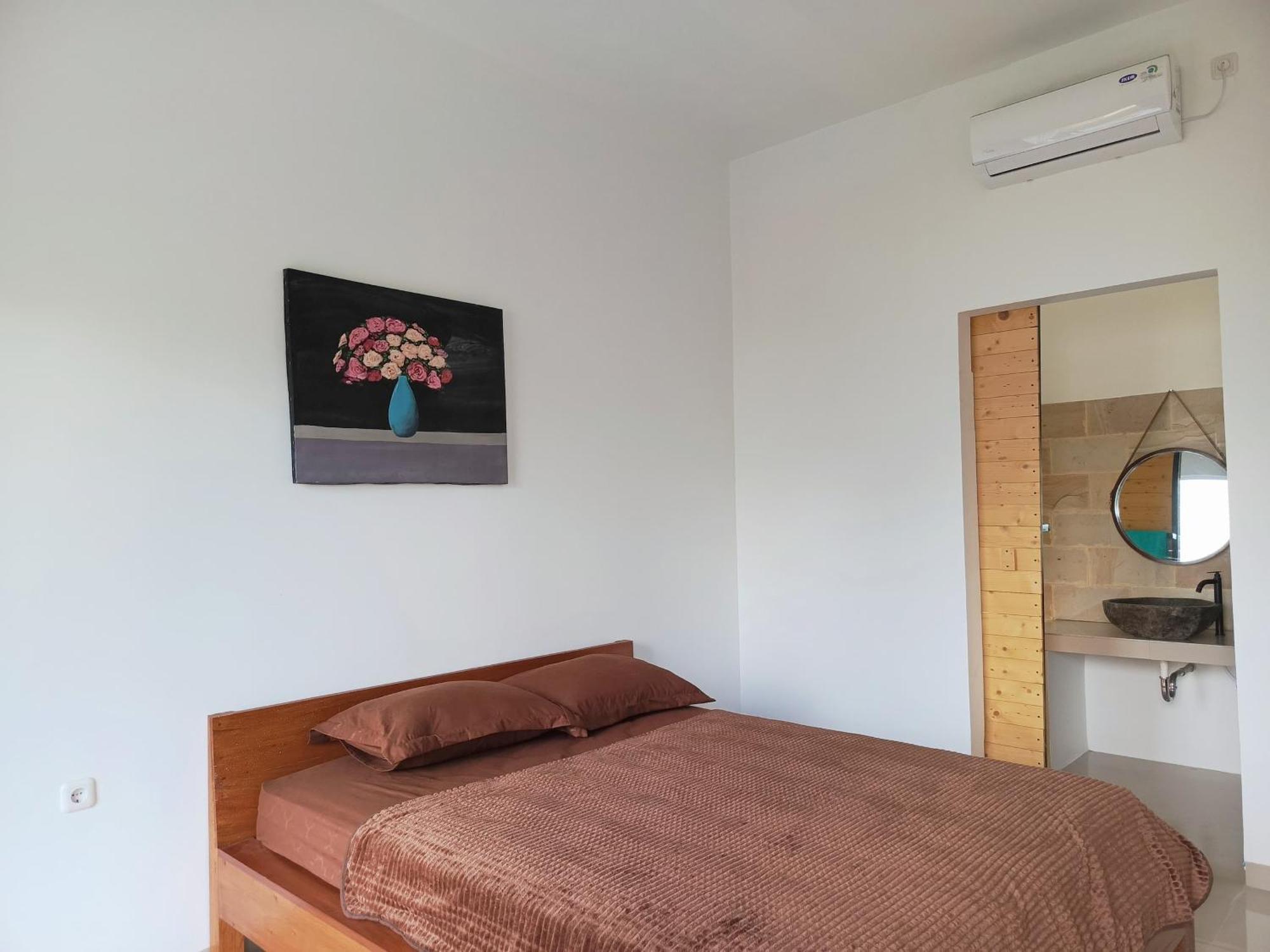 Zavana Rooms & Restaurant Tanjungkarang Esterno foto